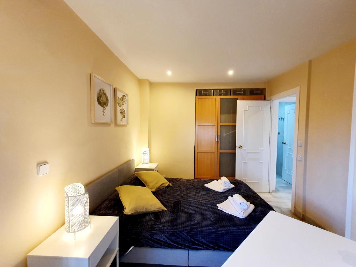 Cozy Apartment On The Beach Sitio de Calahonda Exterior foto