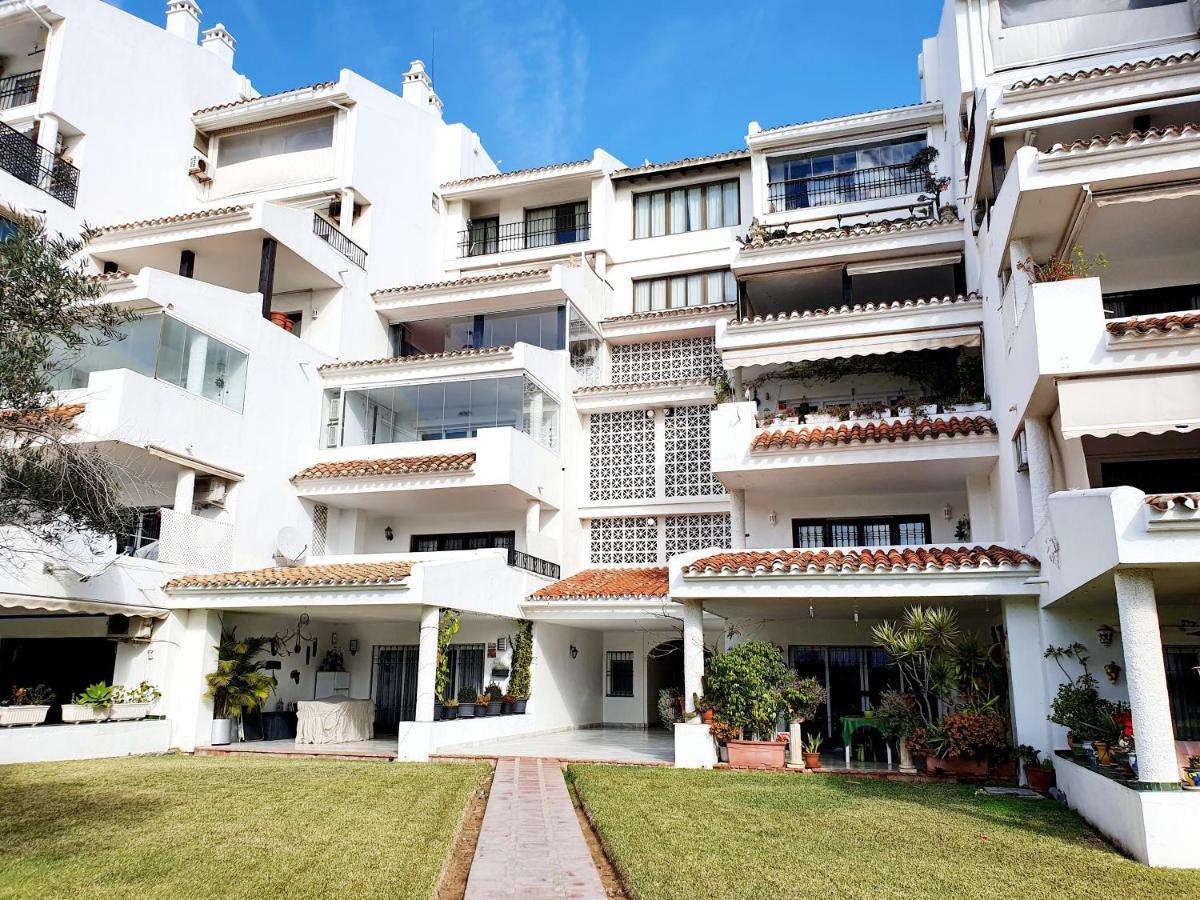 Cozy Apartment On The Beach Sitio de Calahonda Exterior foto