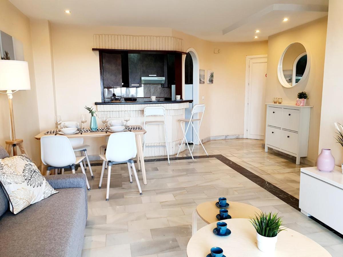 Cozy Apartment On The Beach Sitio de Calahonda Exterior foto