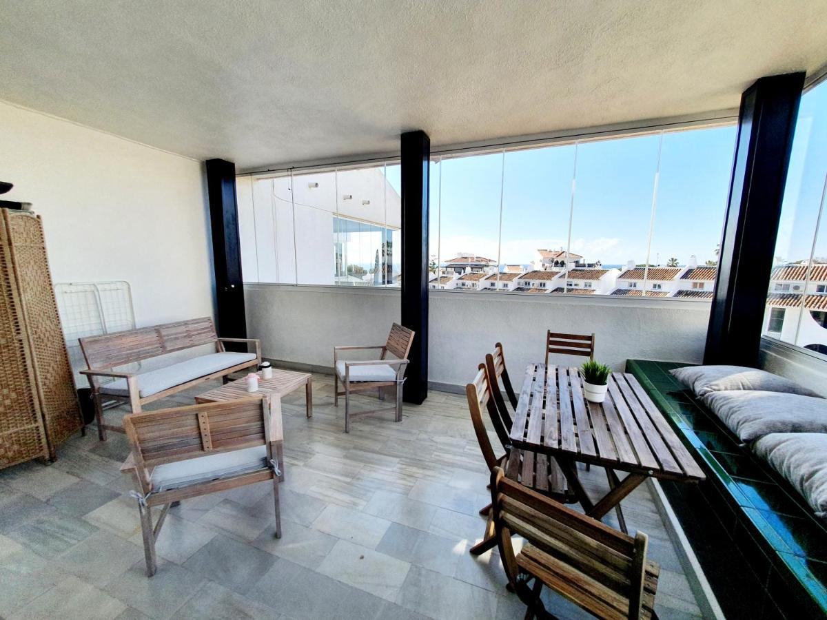 Cozy Apartment On The Beach Sitio de Calahonda Exterior foto