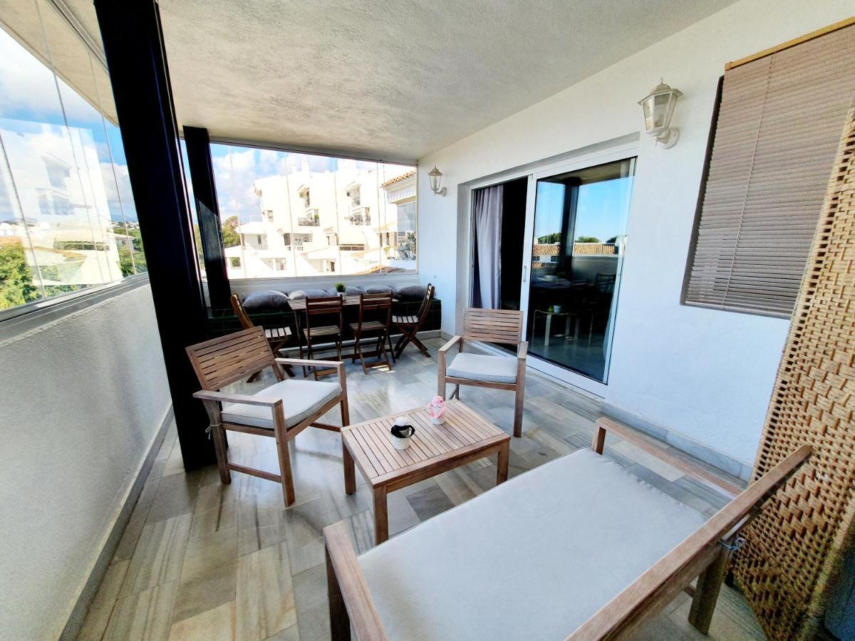 Cozy Apartment On The Beach Sitio de Calahonda Exterior foto